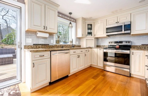 West Yarmouth House | Beach Lovers Escape