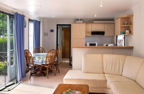 Les Cabanes de Fleury House | Beach Mobile home with terrace