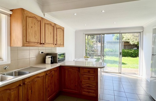 Mordialloc House | Beach Rd | Kids & Pet Friendly | Free Parking