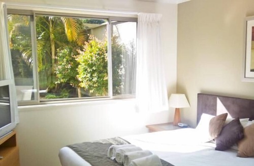 Flynns Beach Apartment | Beach Resort Apartment