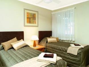 Flynns Beach Resort | Beach Resort Apartment