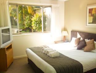 Flynns Beach Resort | Beach Resort Apartment
