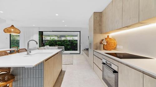 Hawks Nest House | Beach Retreat By Bobe