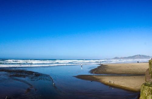 Newport House | Beach Retreat - Lower Retreat