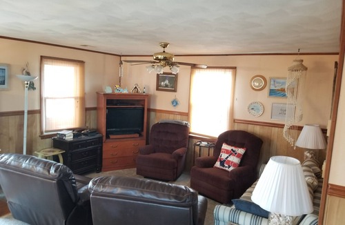 Sea Retreat House | Beach Road House in Kitty Hawk NC