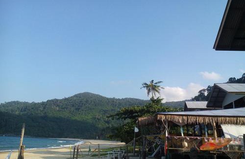 Tioman Island Resort | Beach Shack Chalet - Garden View Aframe Big Unit