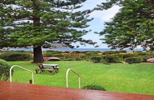 Patonga House | BEACH SHACK - WATERFRONT PATONGA