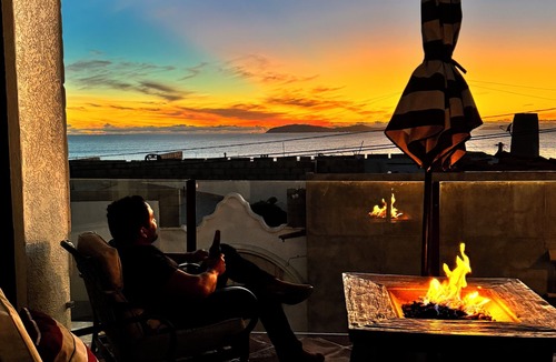 San Antonio del Mar House | Beach side House