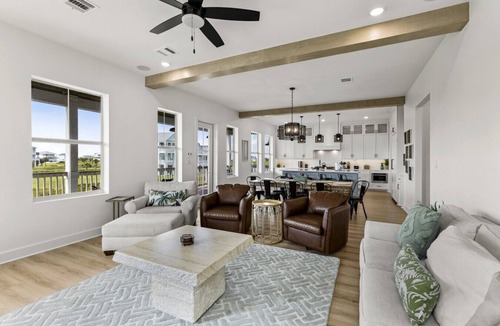 Red Fish Cove House | Beach Side - Modern Island Vibe - Paradise Palms
