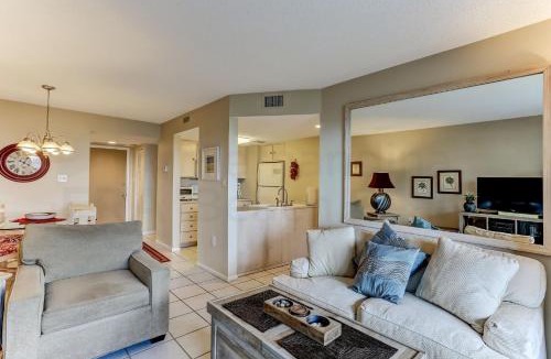Fernandina Beach Apartment | Beach Steps Away Condo
