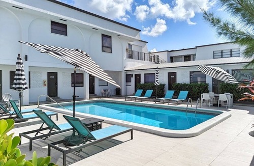 Deerfield Beach Apartment | Beach Studio 112 Pet Friendly | Sleeps up to 3