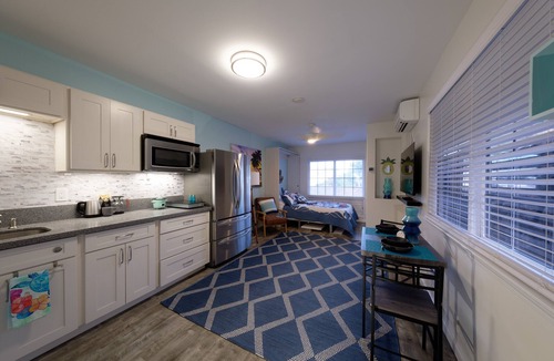 Lanikai House | Beach Studio with private yard in Lanikai - 30 day Minimum Stay