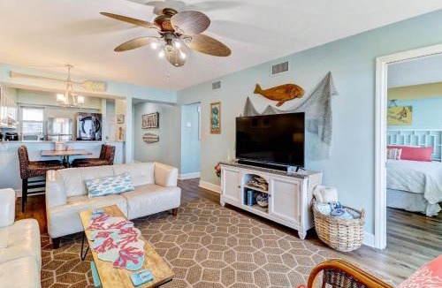 Ocean Cay Apartment | Beach Style Condo includes Smart Speaker and Beach Access