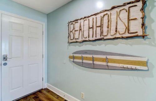 Ocean Cay Apartment | Beach Style Condo includes Smart Speaker and Beach Access