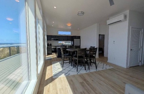 Florence House | Beach Therapy - on Heceta Beach
