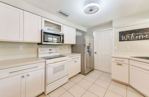 Port Charlotte House | Beach Time + Pool Vibes! Port Charlotte Hideaway