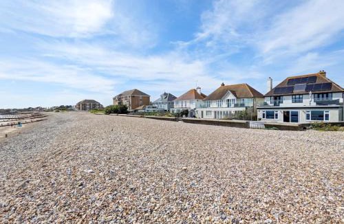 Middleton-on-Sea House | Beach View