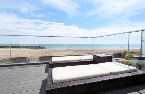 Middleton-on-Sea House | Beach View