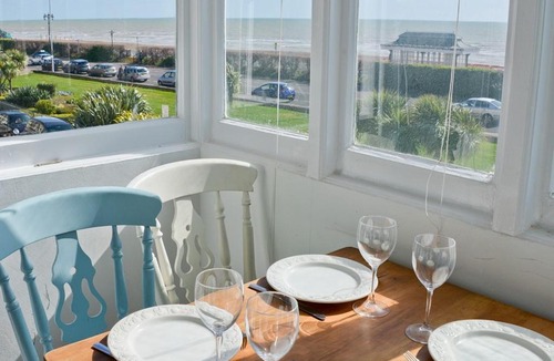 Worthing Apartment | Beach View