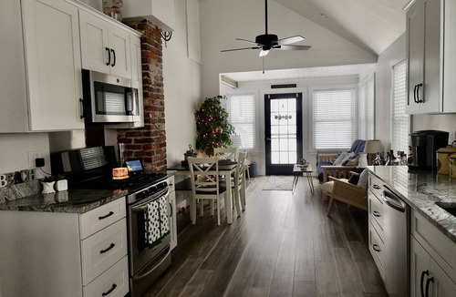 Salisbury House | Beach View property