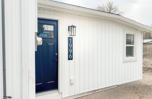 Brights Grove House | Beach-View Steps from Skeeters & Kenwick Park