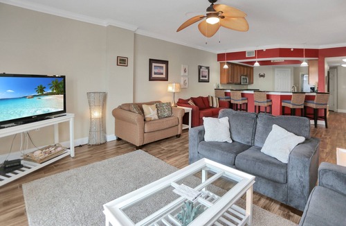 Mexico Beach Condo | Beach Views, Comm Pool & Fitness Room ~ Paradise Shores 310