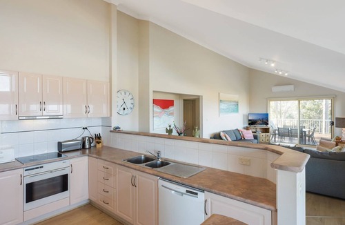 North Narooma House | Beach Views of North Narooma