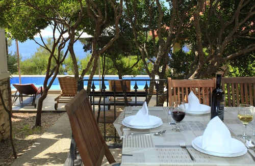 Potirna Villa | Beach villa with pool, boat dock, parking for 8 persons Korcula