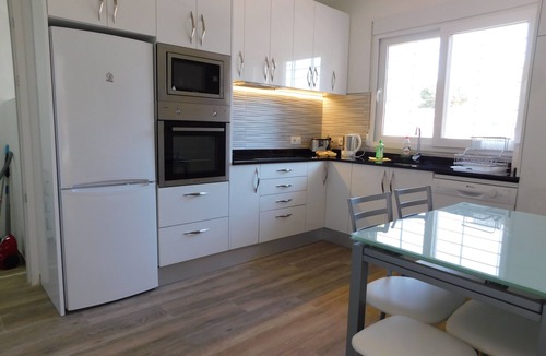 La Zenia Villa | Beach Villa with Pool Only a stones throw from La Zenia Beach
