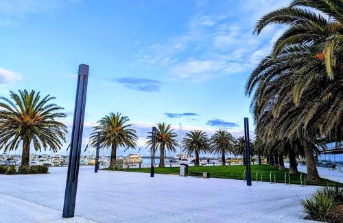 Werribee South House | Beach Walk