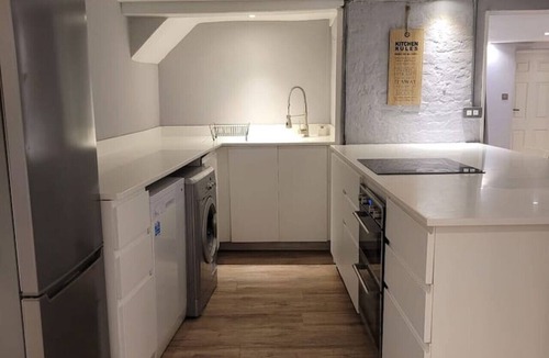 Sandgate Apartment | Beach Walk Sandgate-