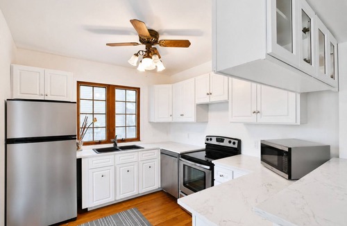 Wasaga Beach Cottage | Beach1 Riverview Cottage - Wasaga Beach