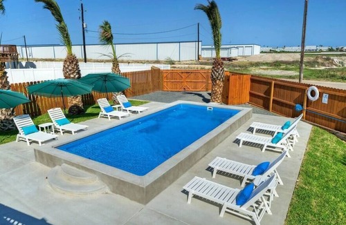 Leeward Sands House | Beacharita-Pool, Views, Fun Room