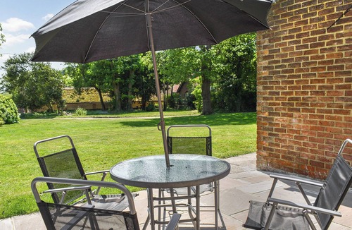 Etchinghill Cottage | Beachborough Park Summer House