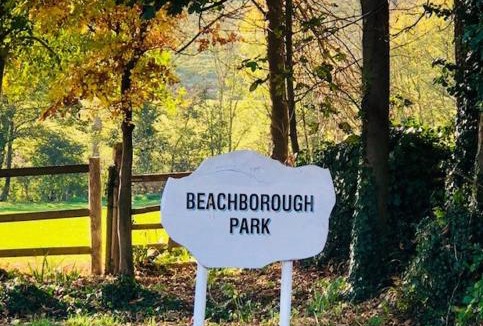 Etchinghill Bed & Breakfast | Beachborough Park