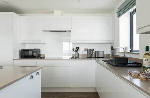 Boscombe Apartment | Beachcliff - On the Seafront with Two Balconies