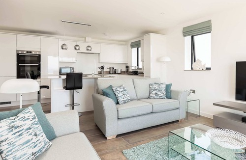 Boscombe Apartment | Beachcliff - On the Seafront with Two Balconies