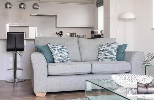 Boscombe Apartment | Beachcliff - On the Seafront with Two Balconies