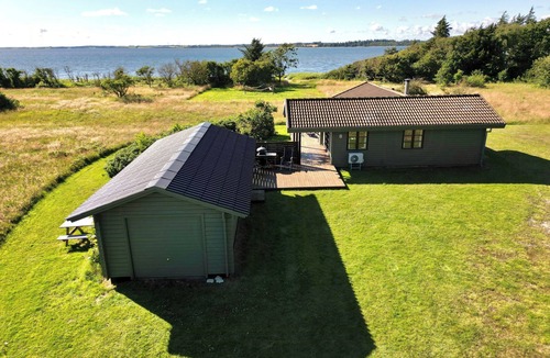 Morsø Municipality House | Beachclose log cabin on Mors with a view