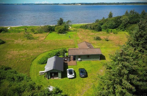 Morsø Municipality House | Beachclose log cabin on Mors with a view