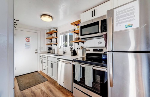 Yachats Cottage | Beachcomber: Beachfront Escape #3