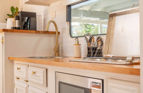 Copacabana House | "Beachcomber Bliss" – Retro Copa Camper