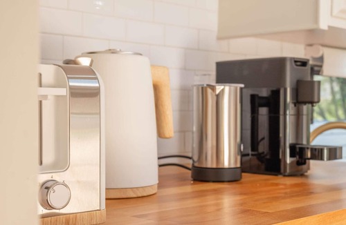 Copacabana House | "Beachcomber Bliss" – Retro Copa Camper