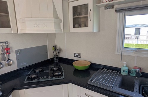 Anderby Creek Cabin | Beachcomber Cabin, Dog Friendly - Anderby Creek