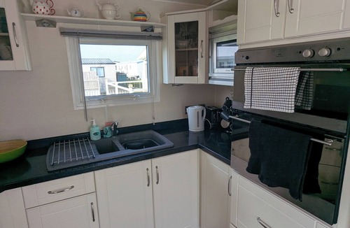 Anderby Creek Cabin | Beachcomber Cabin, Dog Friendly - Anderby Creek