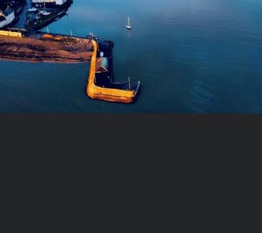 Garlieston House | Beachcomber