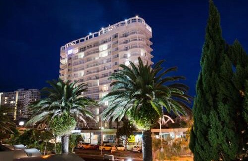 Coolangatta Hotel | Beachcomber International Resort