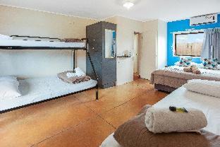 Kaitaia Cabin | Beachcomber Lodge & Backpacker