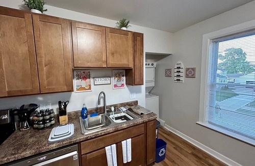 Racine House | Beachcomber! Pro Cleaned, Self Check in Sleeps 7