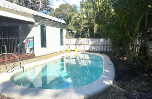 Rainbow Beach House | Beachcomber - Rainbow Shores